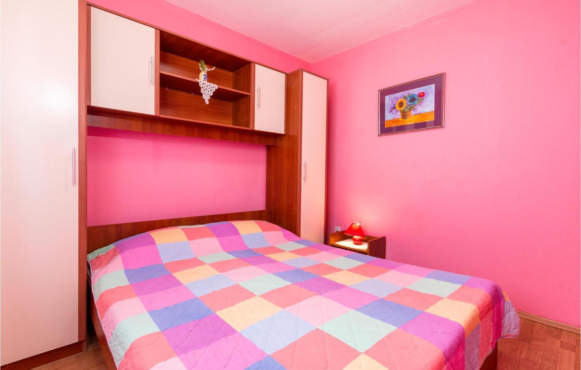 Stunning In With Wifi Apartment *